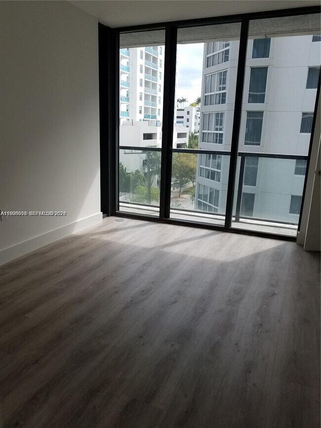 Foto del edificio - 201 SW 17th Rd