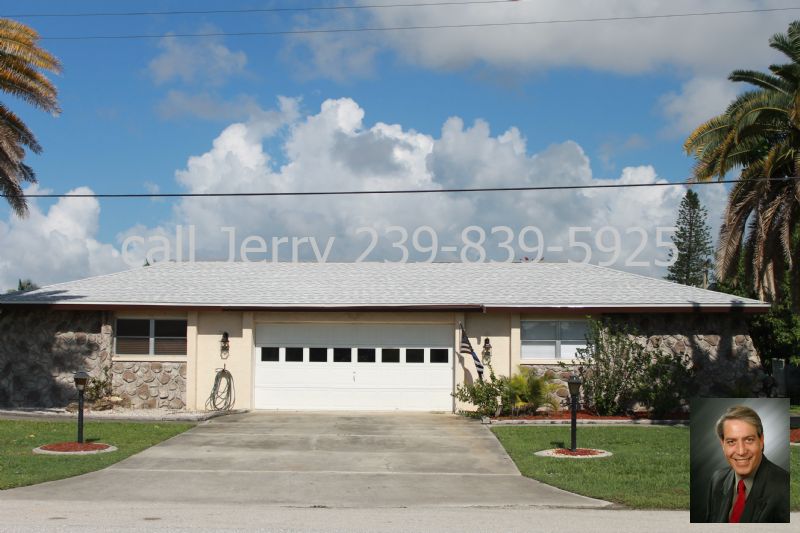 Building Photo - 4904 Tudor Dr
