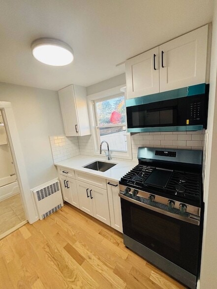 Building Photo - 45 Glen Head Rd