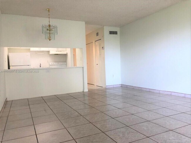 Foto del edificio - 291 NW 177th St