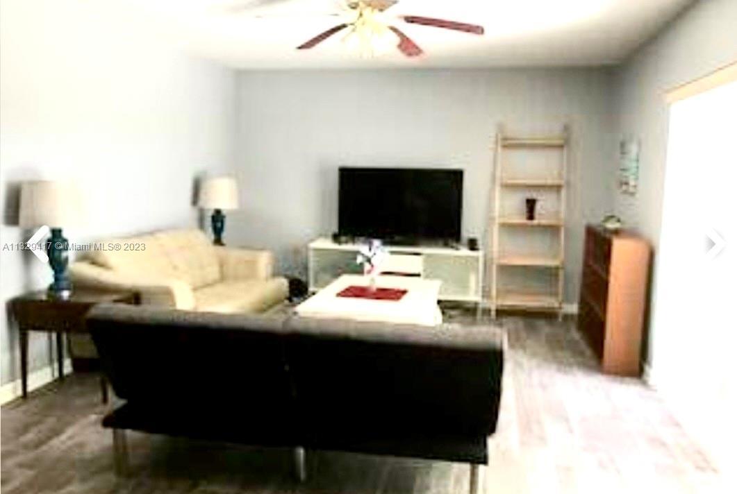 Foto principal - 6447 SE Windsong Ln