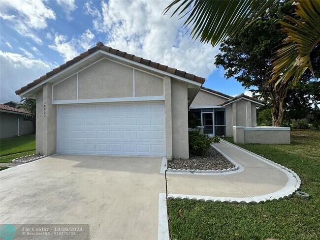 Foto del edificio - 18921 Red Coral Way