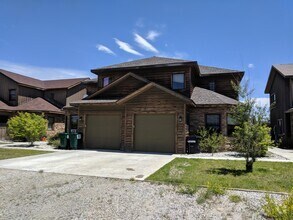 Building Photo - 115 Mulligan Ln