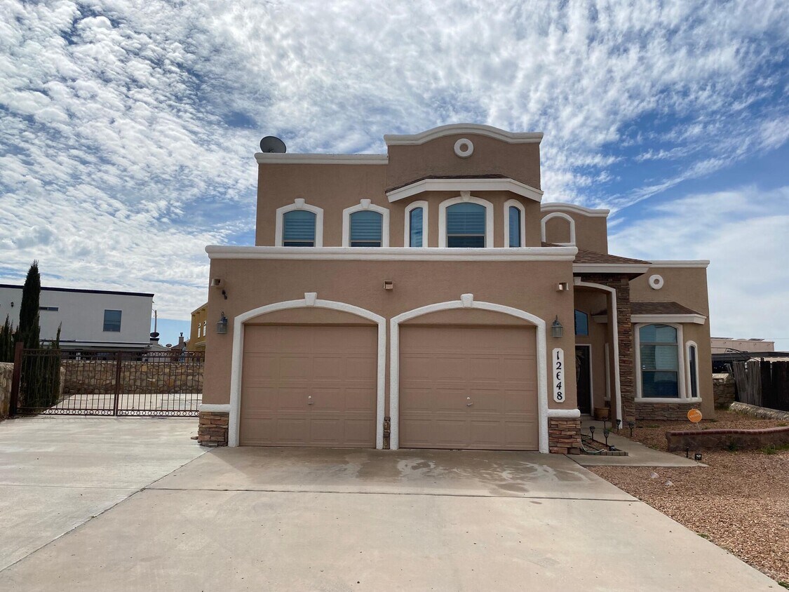 12648 Wolf Berry Dr, El Paso, TX 79928 House Rental in El Paso, TX