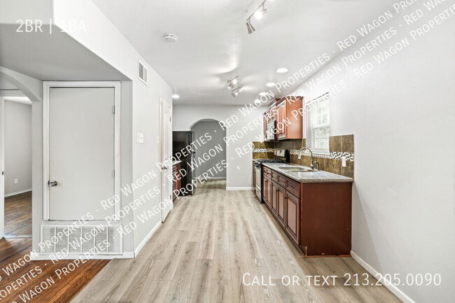 Building Photo - 1336 W Ridgewood Ct