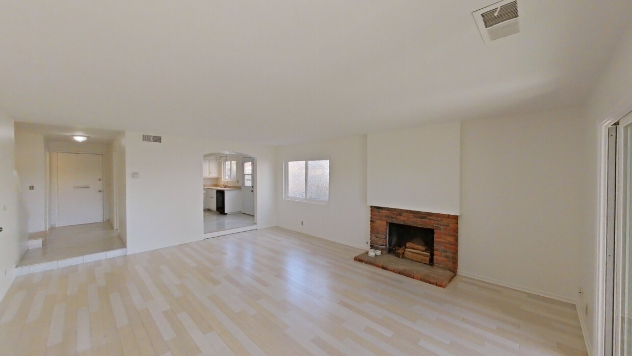 Primary Photo - Spacious 3-Bedroom Townhome with Private L...