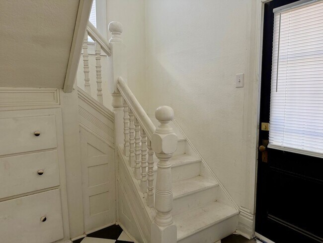 Foto del edificio - 220 S K St