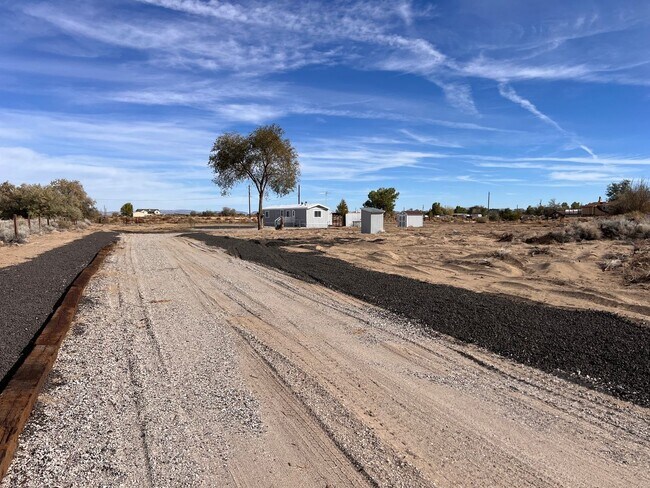 Building Photo - Horse Property on 5 Acres in Fallon