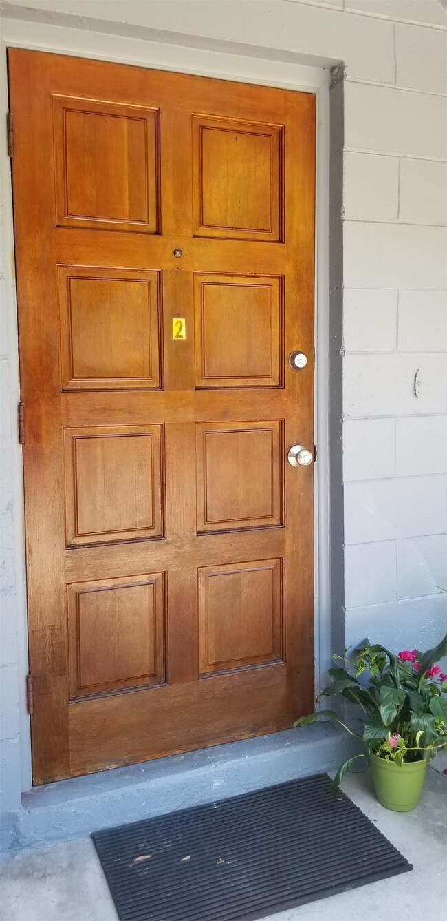 Foto del edificio - 1225 Park Lake St