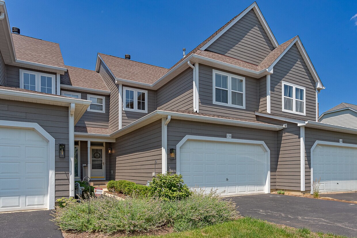 Foto principal - 138 Tanglewood Dr