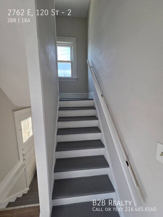 Building Photo - 2762 E 120th St