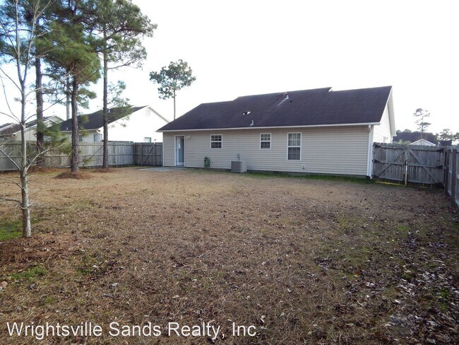 Building Photo - 3 br, 2 bath House - 713 Brewster Lane
