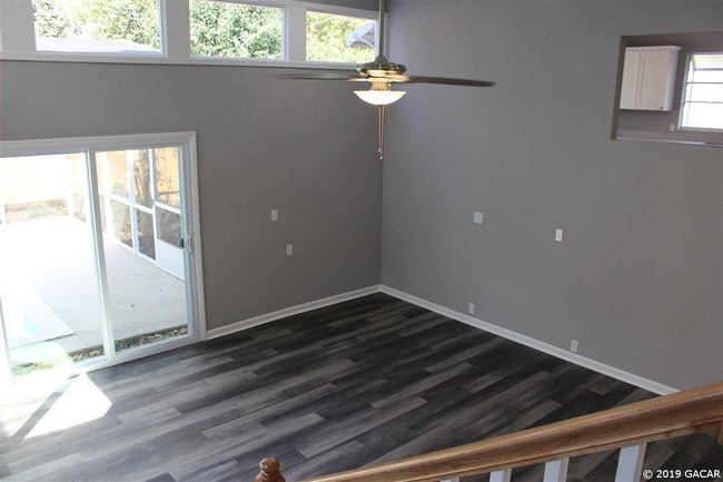 Building Photo - 600 NW 35th St