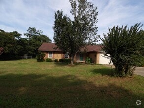 Building Photo - 375 Harrison Dr