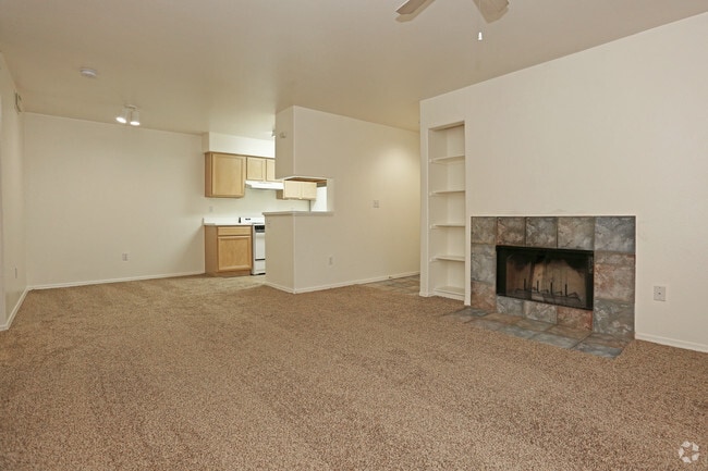 1BR, 1BA - 740 SF - Canyon Springs Apartments