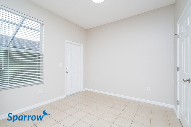 Foto del edificio - 14174 Oakham Street