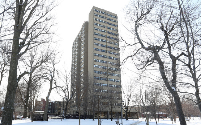 Building Photo - Mills Park Tower