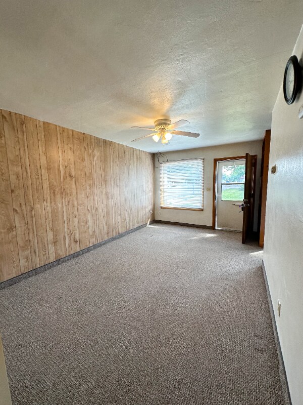 212 E 1st St Unit 1, Laurel, MT 59044 Room for Rent in Laurel, MT