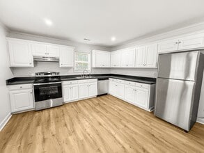 Building Photo - 509 Drexel Rd