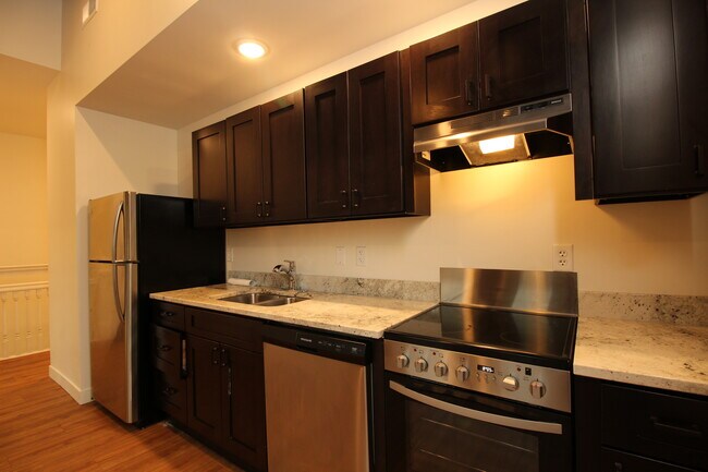 Building Photo - 2201 Lexington Ave