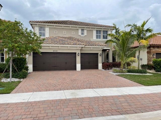 Foto principal - 8500 S Miralago Way