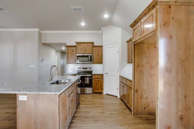 Foto del edificio - Wonderful 4 Bed, 2 Bath in Wolfforth!