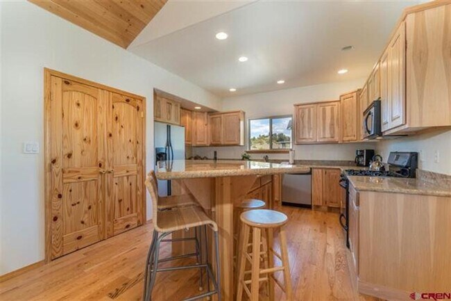 Foto del edificio - 3-Bedroom Home in Prime Location