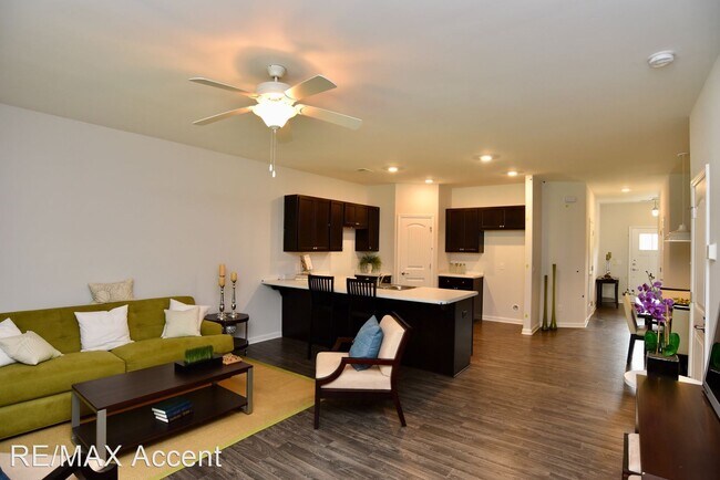 Building Photo - 3 br, 2.5 bath House - 127 Ainsdale Drive