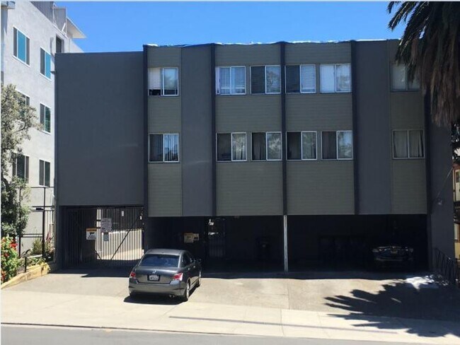 Foto del edificio - 1 bedroom in Oakland CA 94610