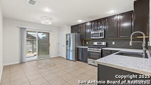 Foto del edificio - 2730 Brighton Park