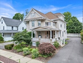 Building Photo - 217 Jefferson Ave