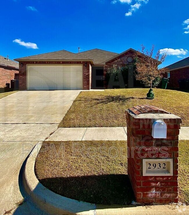 Brighton Place Apartments under 2,000 Yukon, OK 3 Rentals