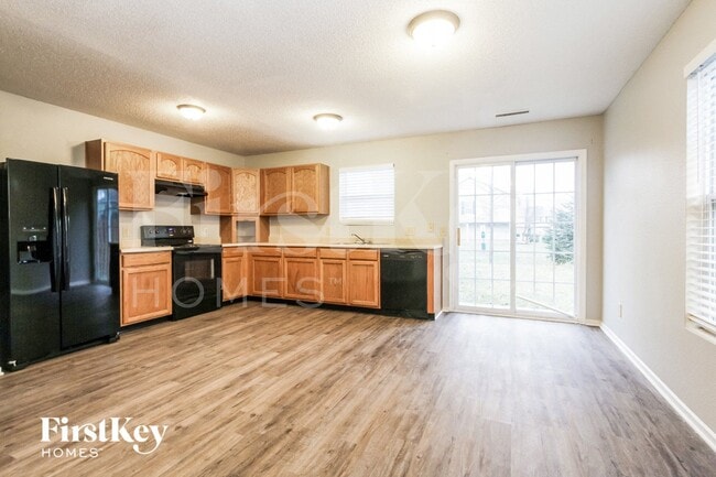 Building Photo - 840 Olmsted Dr