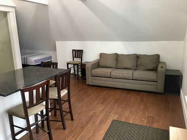 Foto del edificio - 68 Gilman St