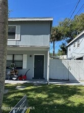 Building Photo - 250 S Robbins Ave