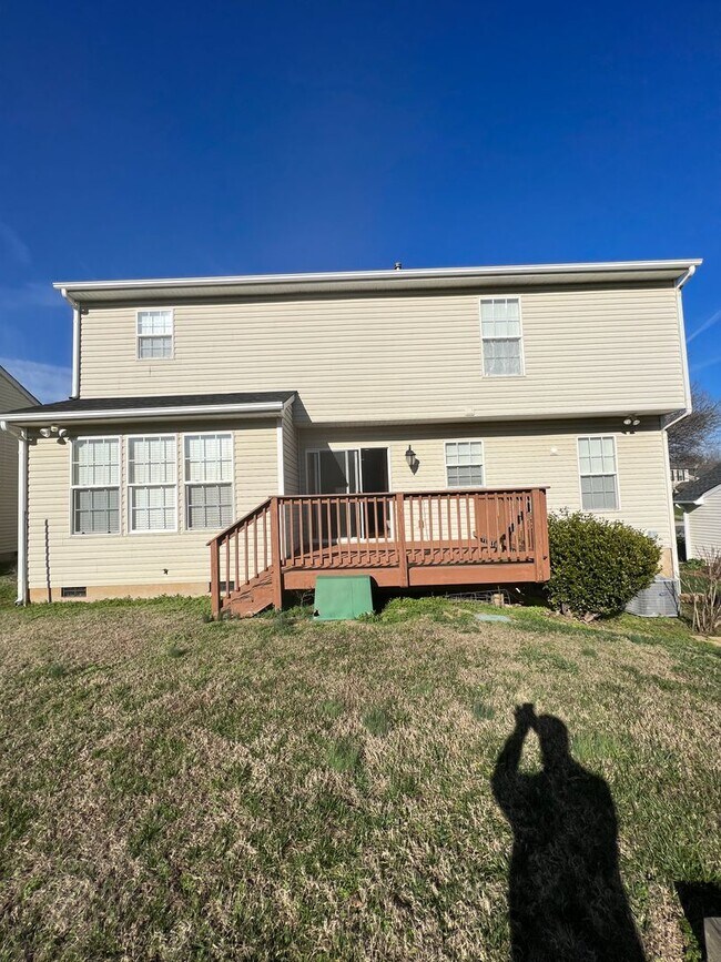 Building Photo - 4 Bedroom Home INDIAN TRAIL