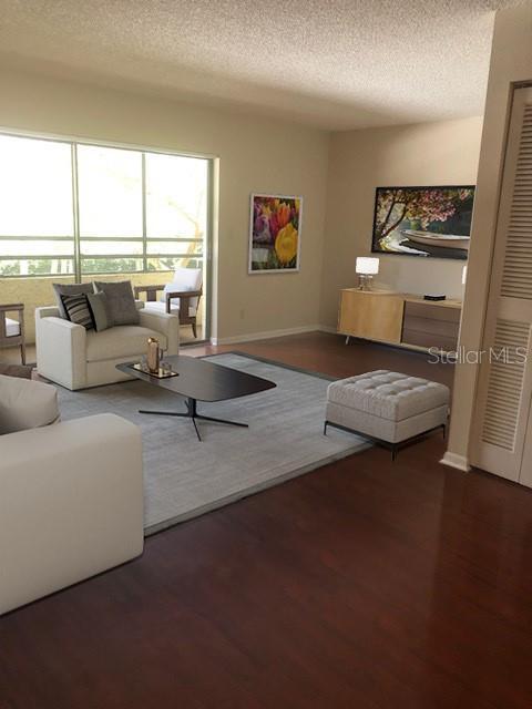 Foto del edificio - 13612 S Village Dr