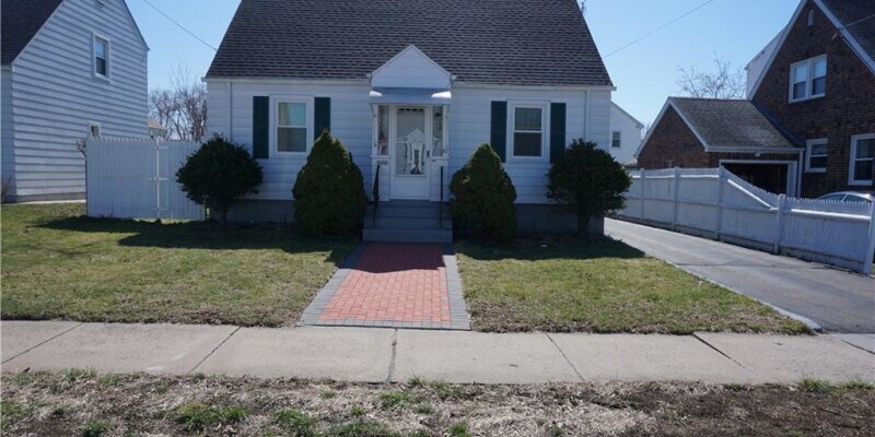 Primary Photo - 27 Hanmer Street