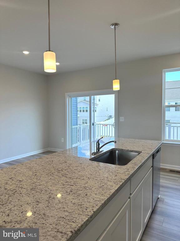 Building Photo - 106 Telluride Wy