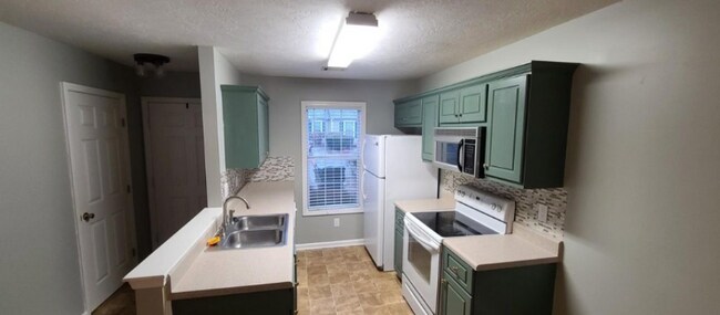 Foto del edificio - 1236 Longpoint Dr