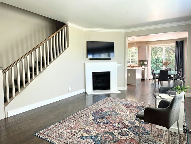 Foto del edificio - 4578 Blue Oak Pl