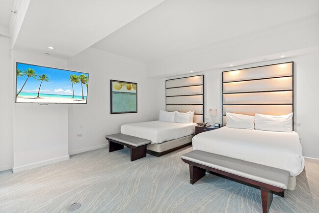Foto del edificio - 4391 Collins Ave
