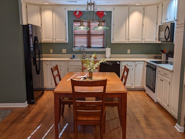 Cocina - 116 Shenandoah Dr