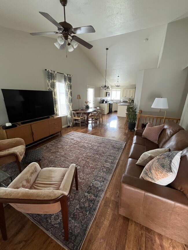 Sala de estar - 3610 W Plymouth Rock Cv