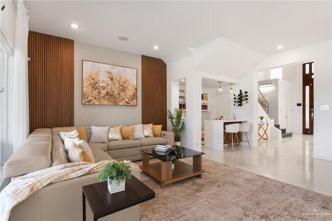 Building Photo - 514 Rio Grande Dr