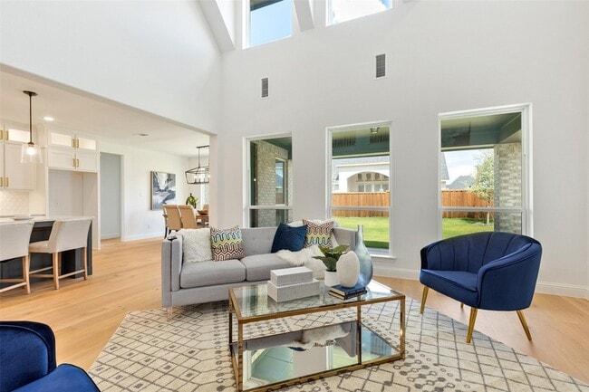 Building Photo - 2380 Rainforest Dr