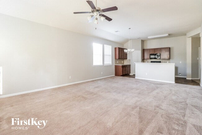 Foto del edificio - 15144 Meadow Glen S