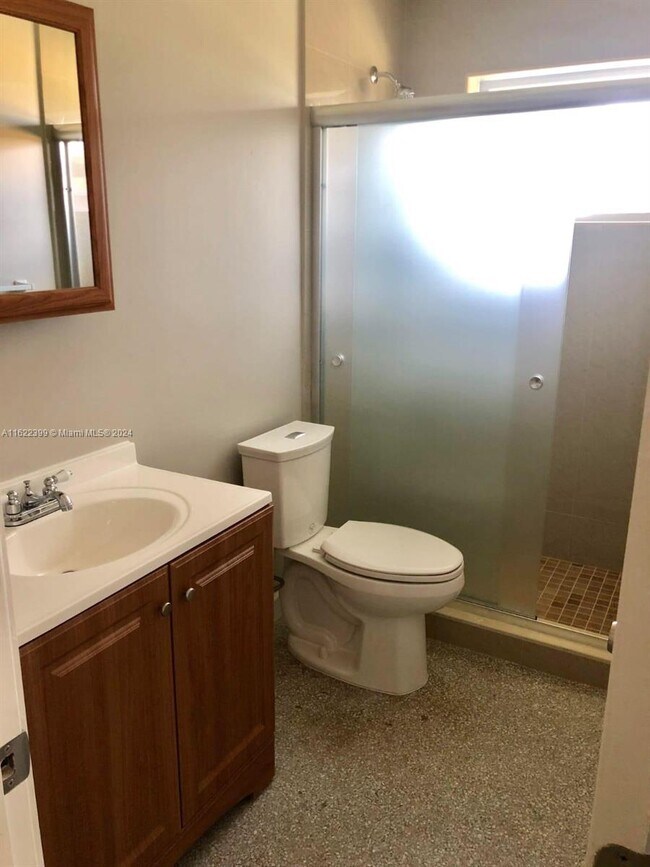 Building Photo - 3701 NW 4th Ave