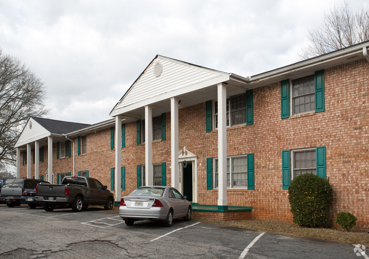 Primary Photo - Old Floyd Apartments