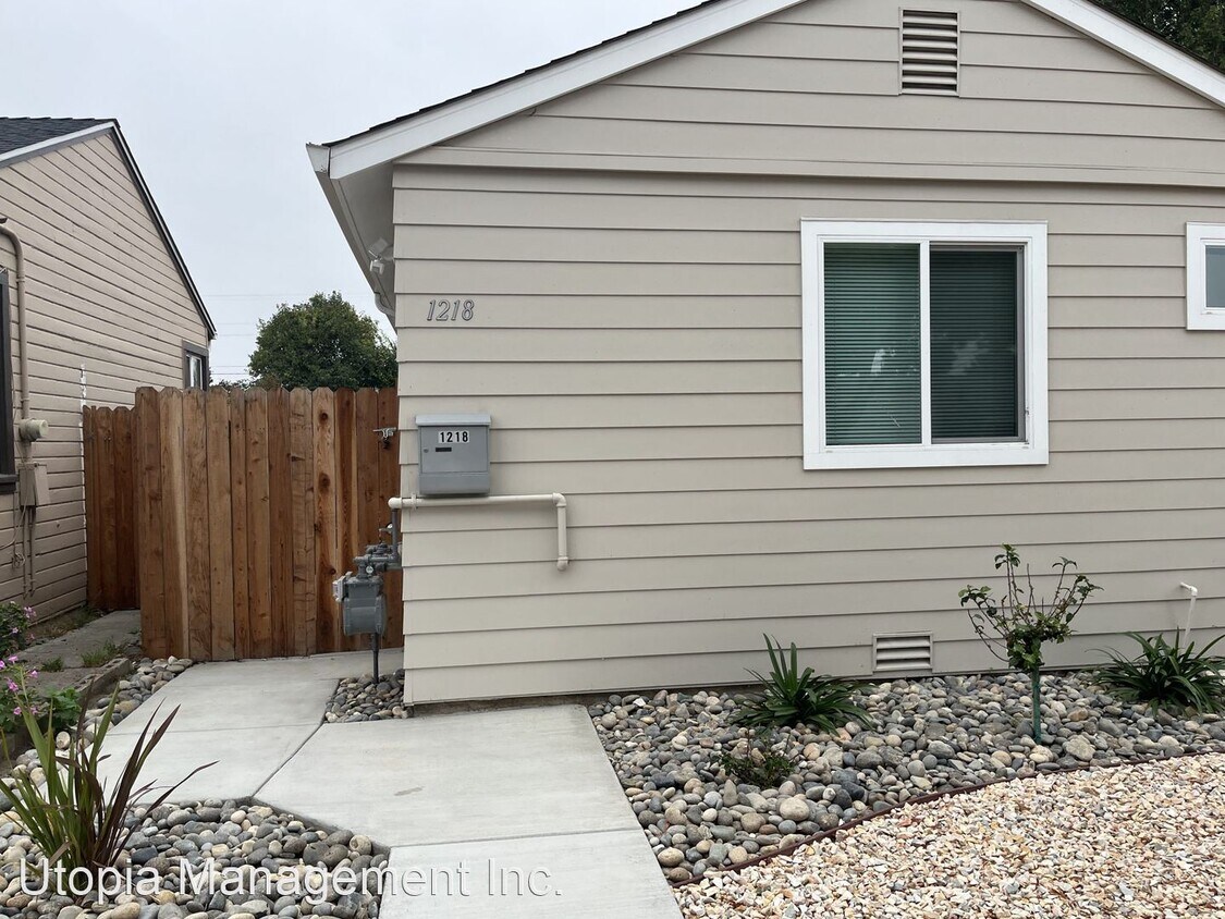 Primary Photo - 2 br, 1 bath House - 1218 148th Ave